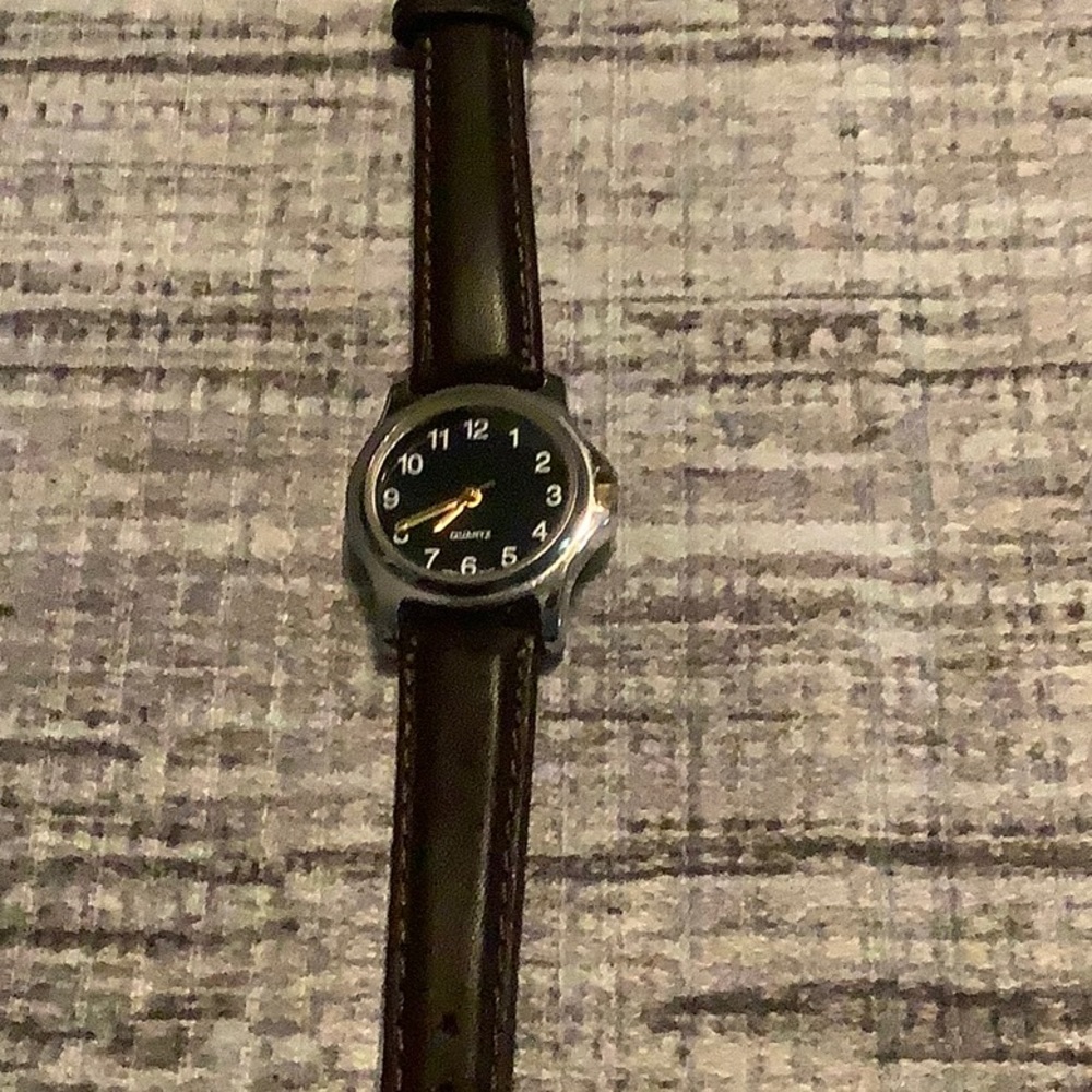 Brown Buckle Watch ♥️